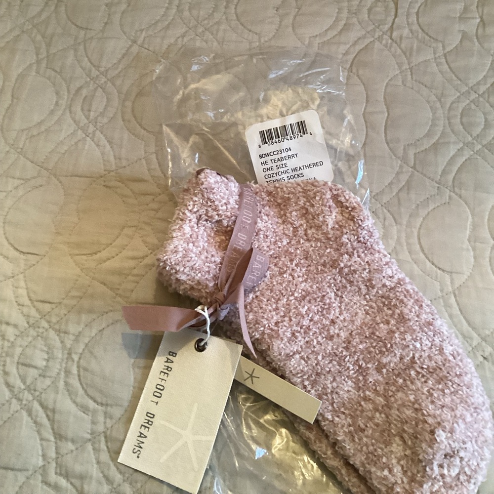 Barefoot Dreams® CozyChic® Socks - Picture 3 of 5